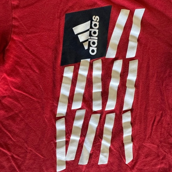 Adidas Kids Red Graphic T-Shirt - Picture 2 of 4